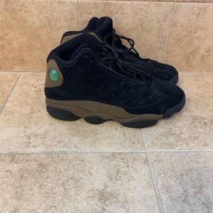 Air Jordan 13 Retro shoes
